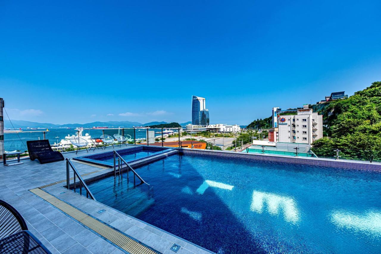Hs Tourist Hotel Yeosu Buitenkant foto