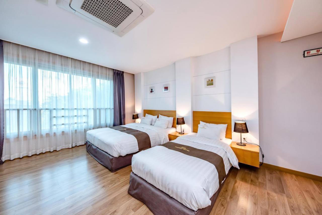 Hs Tourist Hotel Yeosu Buitenkant foto