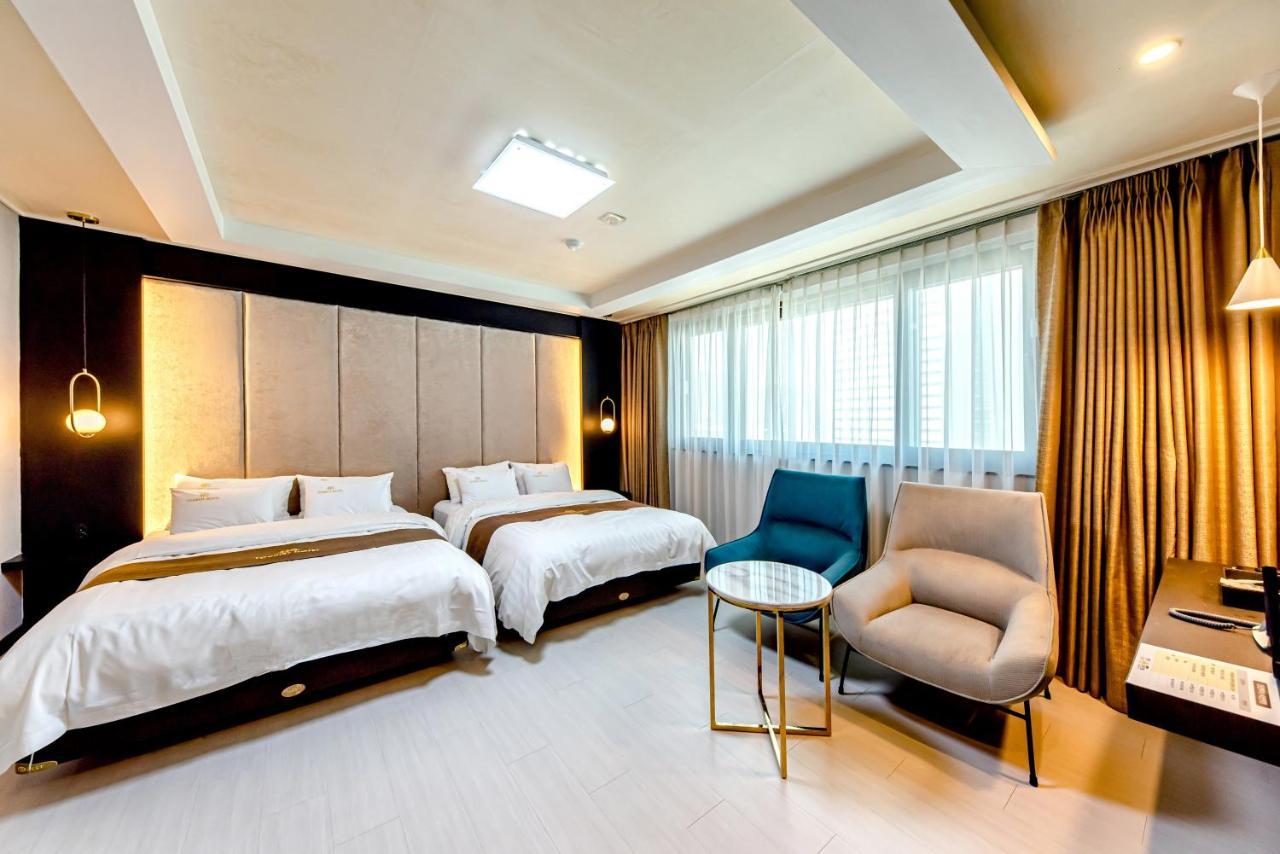 Hs Tourist Hotel Yeosu Buitenkant foto