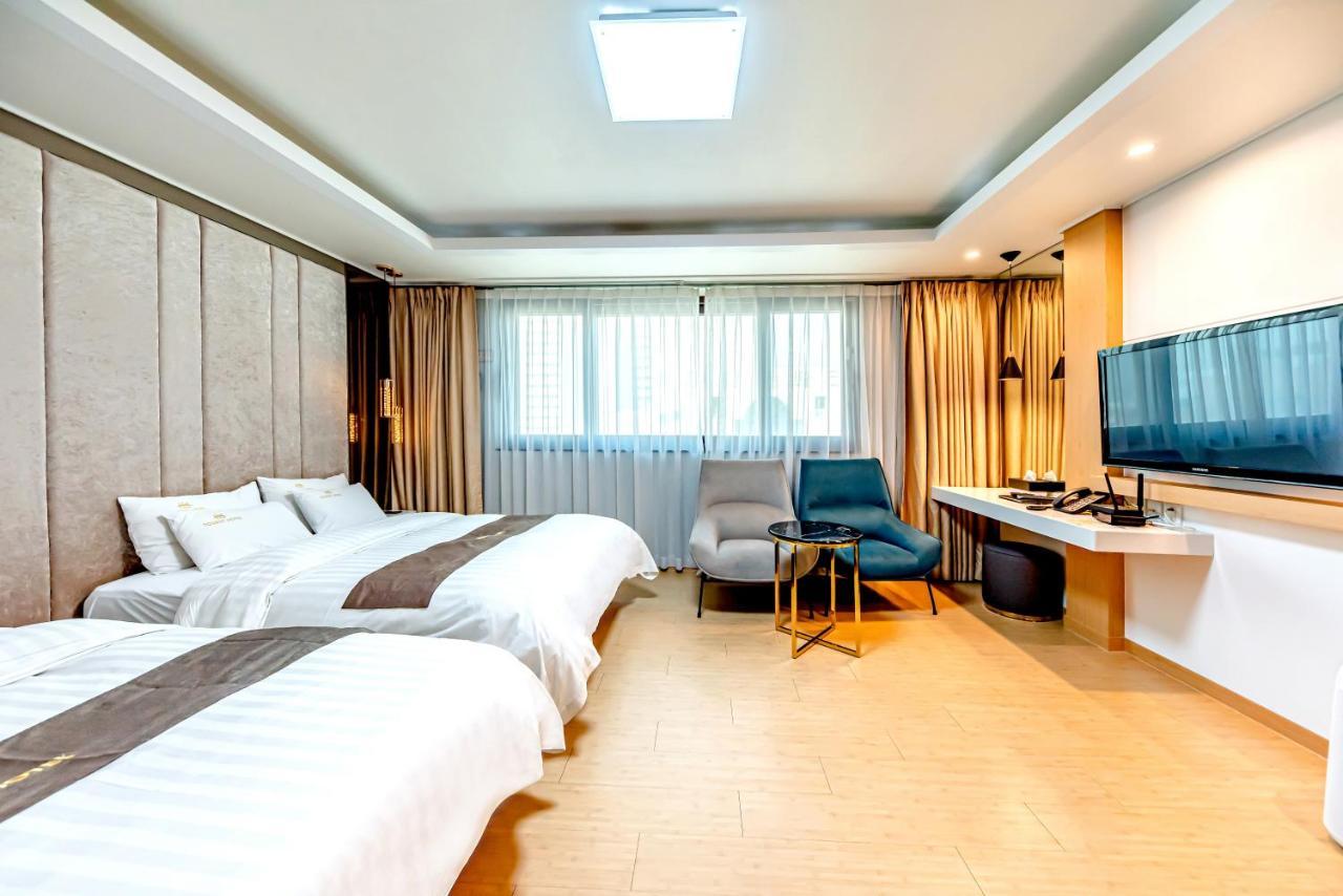 Hs Tourist Hotel Yeosu Buitenkant foto