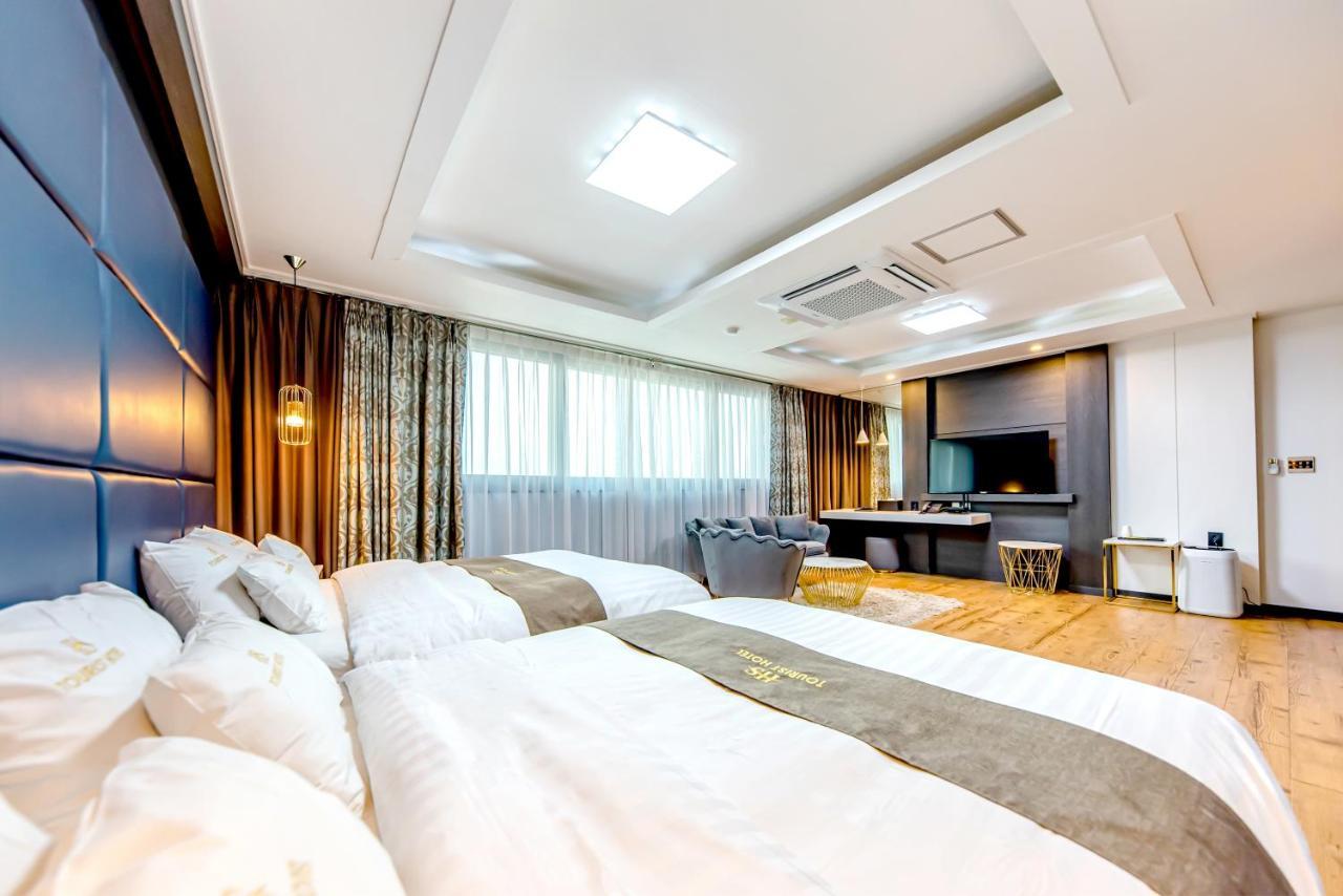 Hs Tourist Hotel Yeosu Buitenkant foto