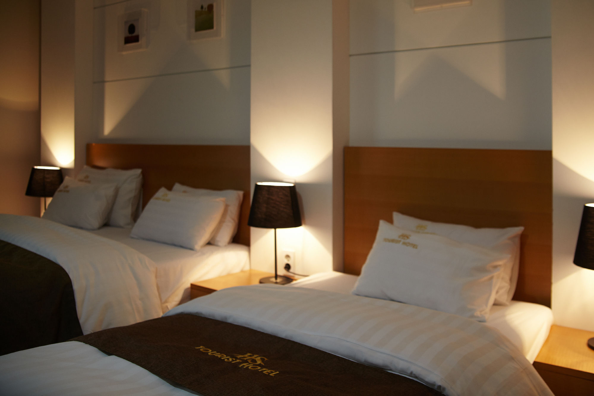 Hs Tourist Hotel Yeosu Buitenkant foto