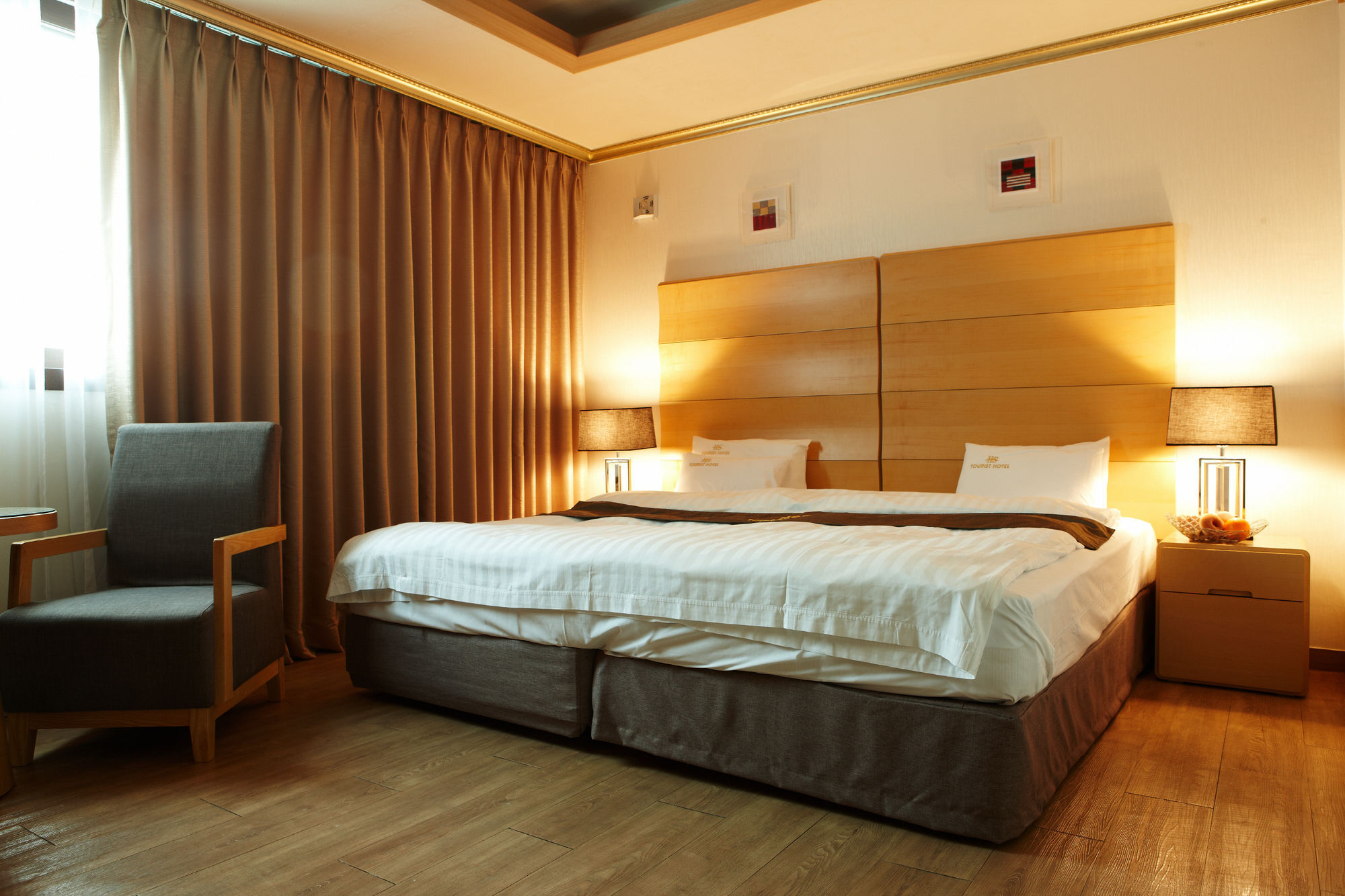Hs Tourist Hotel Yeosu Buitenkant foto